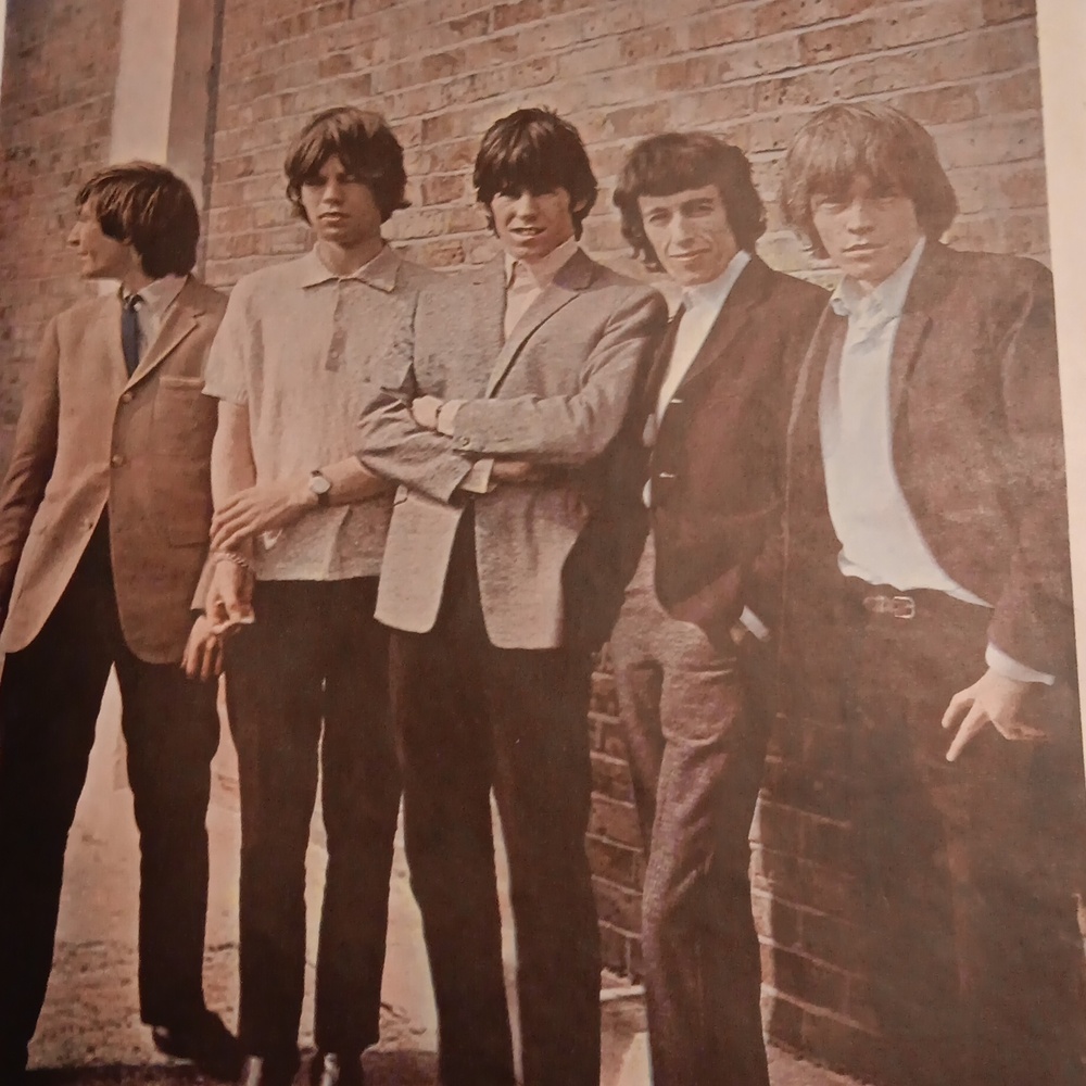 THE ROLLING STONES MAGAZINE - Picture 5 of 13